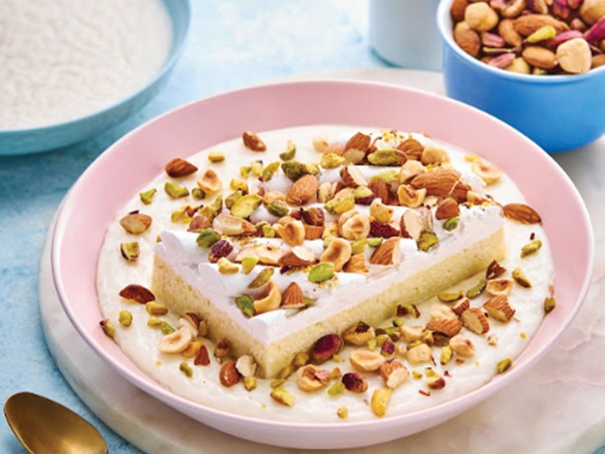 قشطوطة أرز بلبن مكسرات